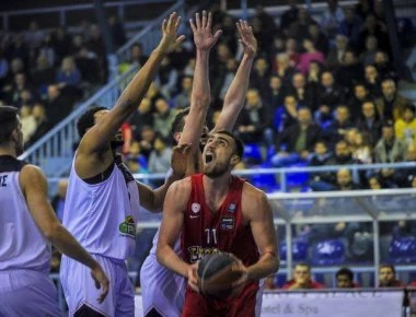 Πρώτος στα δίποντα ο Μιλουτίνοφ σε όλη την Basket League